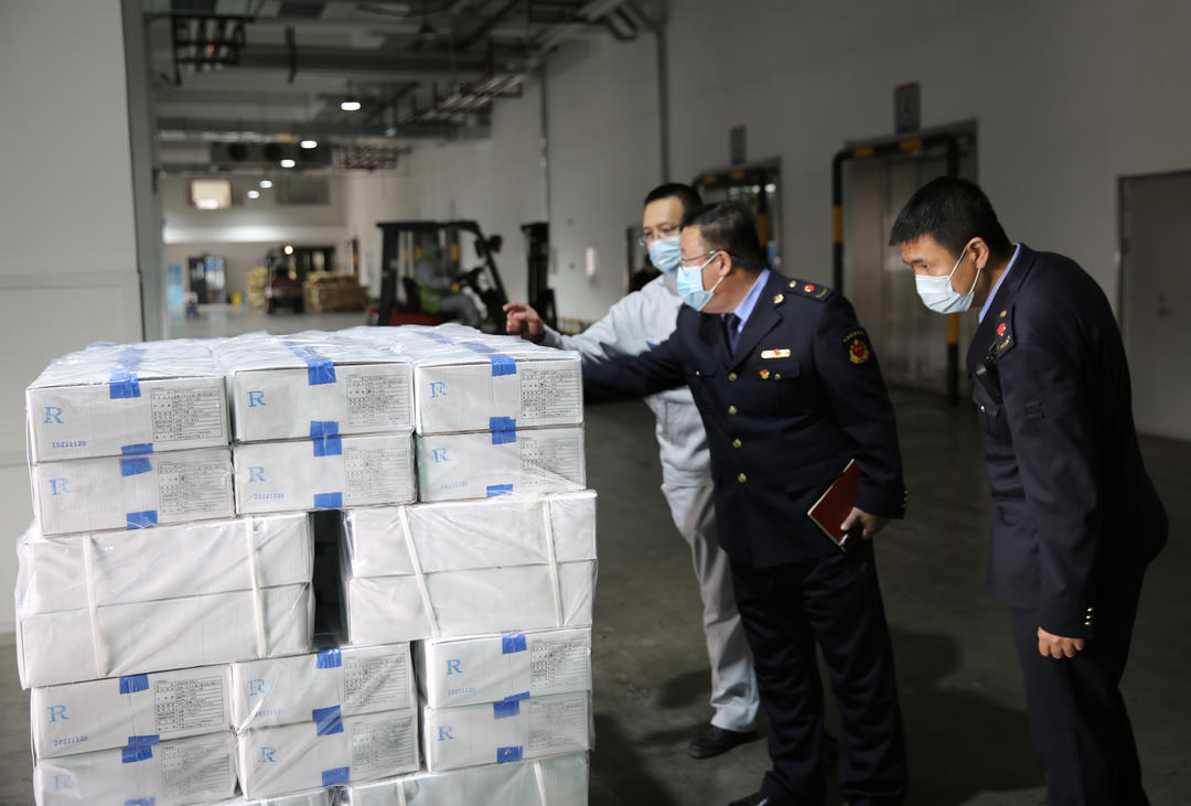 辽宁强化冷链防控 涉进口冷链食品人员须在12月31日前完成疫苗接种，道路货物运输同步从严管理